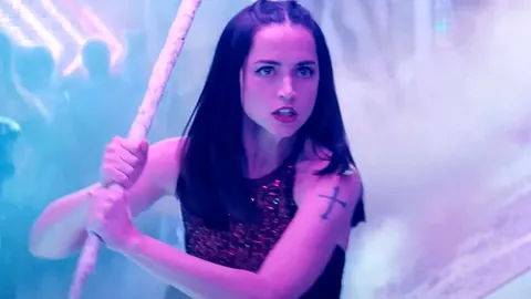 国米中场精准拦截，塔雷米射门被门将化解